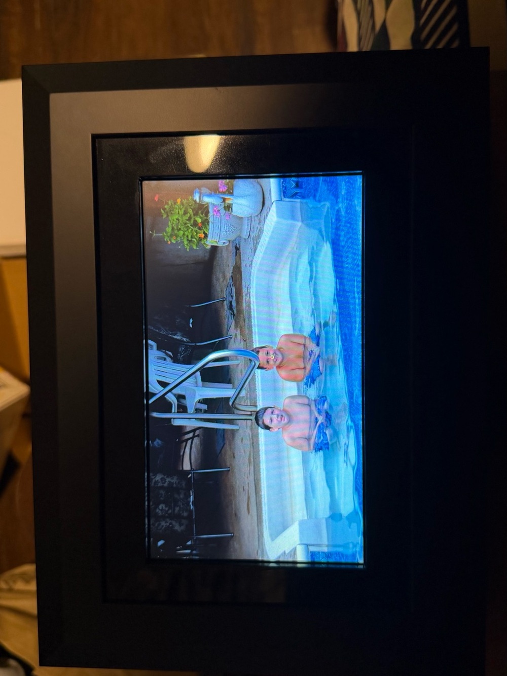Portable Digital Picture Frame - Picture 4 of 4